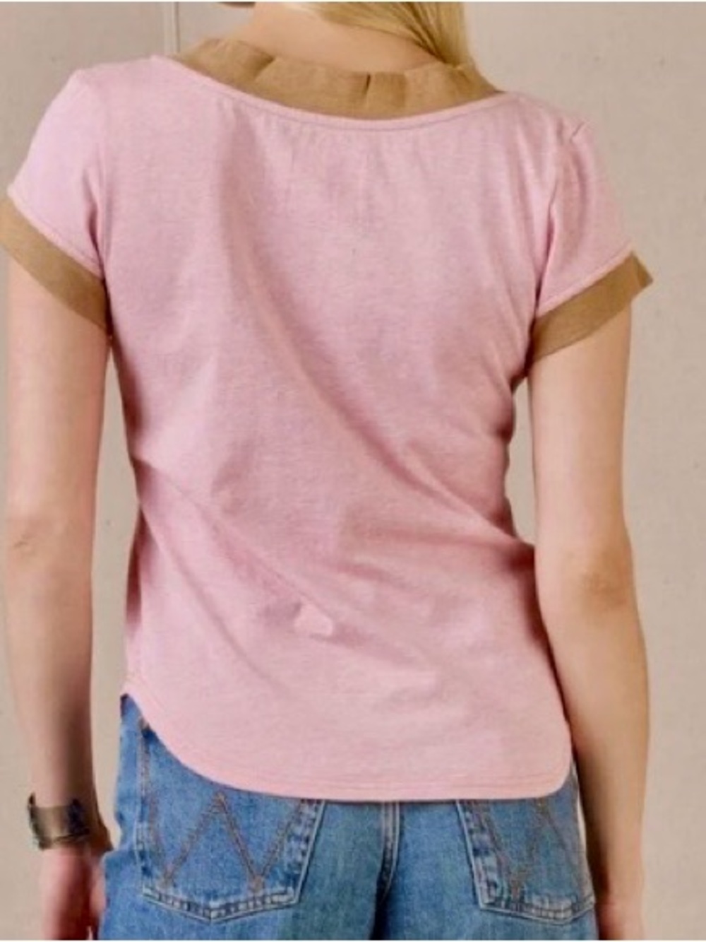 NWT - Double D Ranch "Razor Sharp"
Pink V-neck t-shirt - Rhinestones Embroidery - Picture 8 of 8